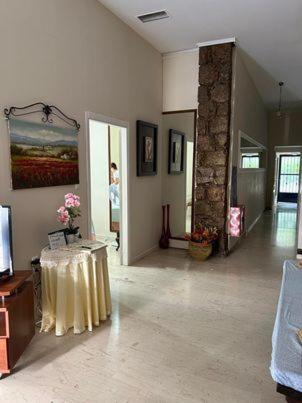 The -300 -A Centrally Located Heritage Home Sparta Exterior foto